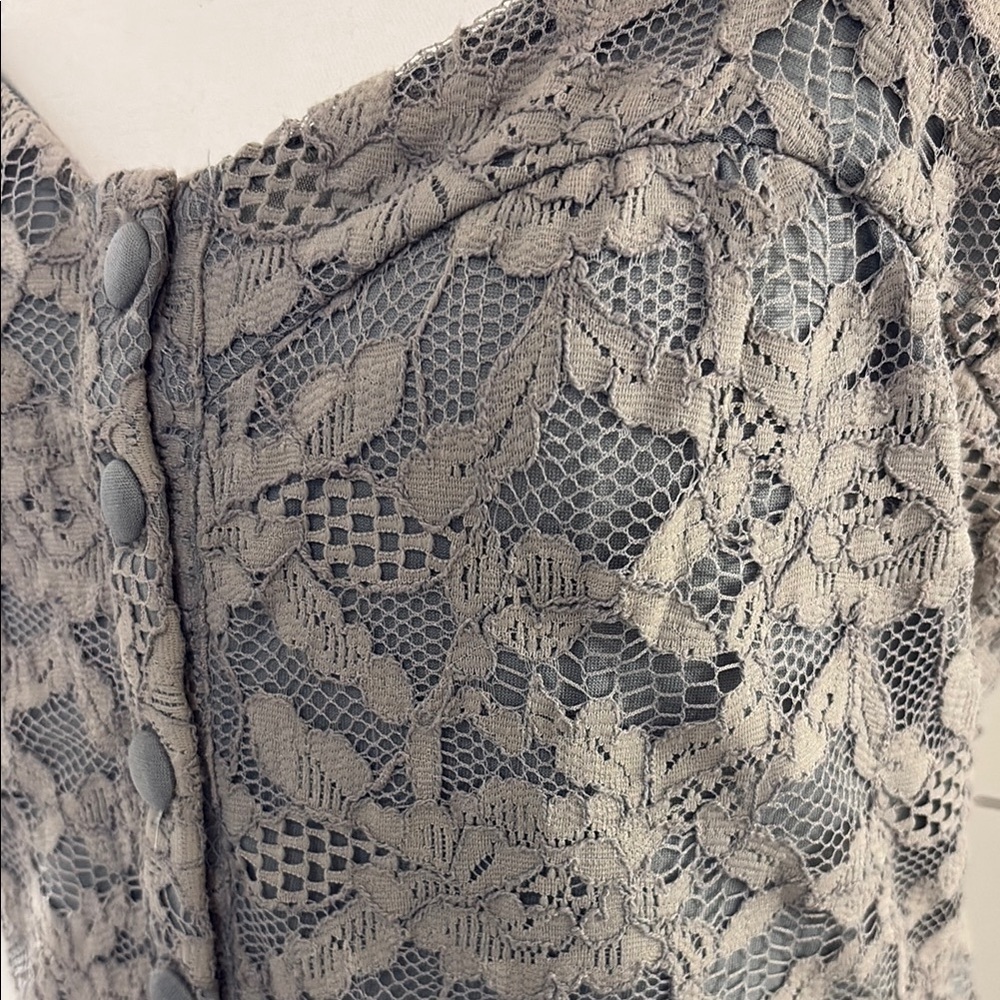 Lace Romper - Picture 3 of 7